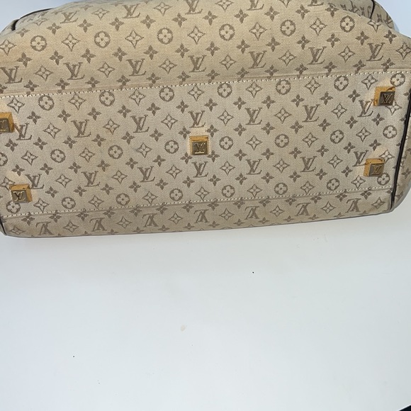 Louis VuittonBrown Monogram Canvas Josephine GM Bag - Picture 13 of 13